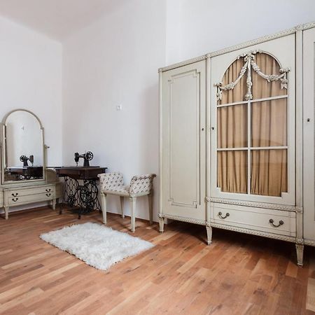 Prague Days - Stylish New Town Apartments المظهر الخارجي الصورة