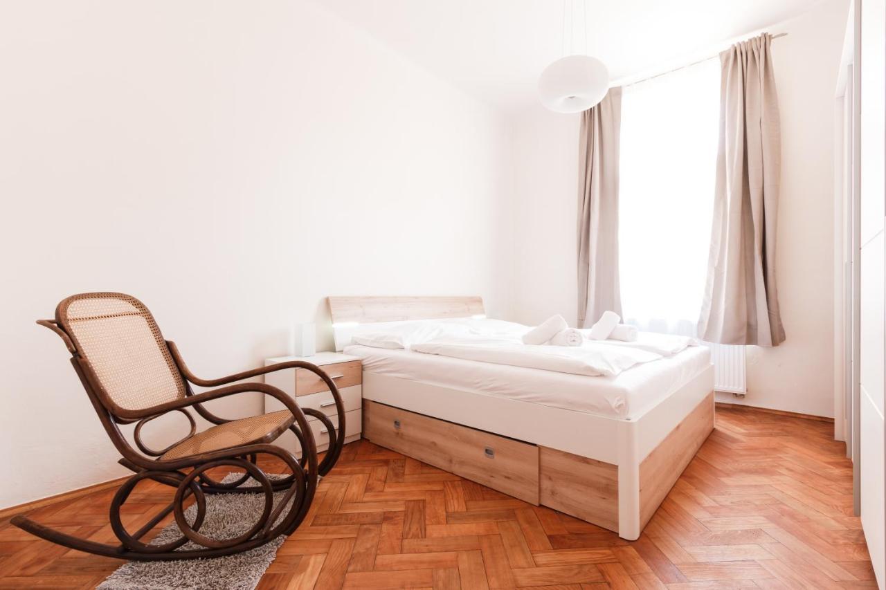 Prague Days - Stylish New Town Apartments المظهر الخارجي الصورة