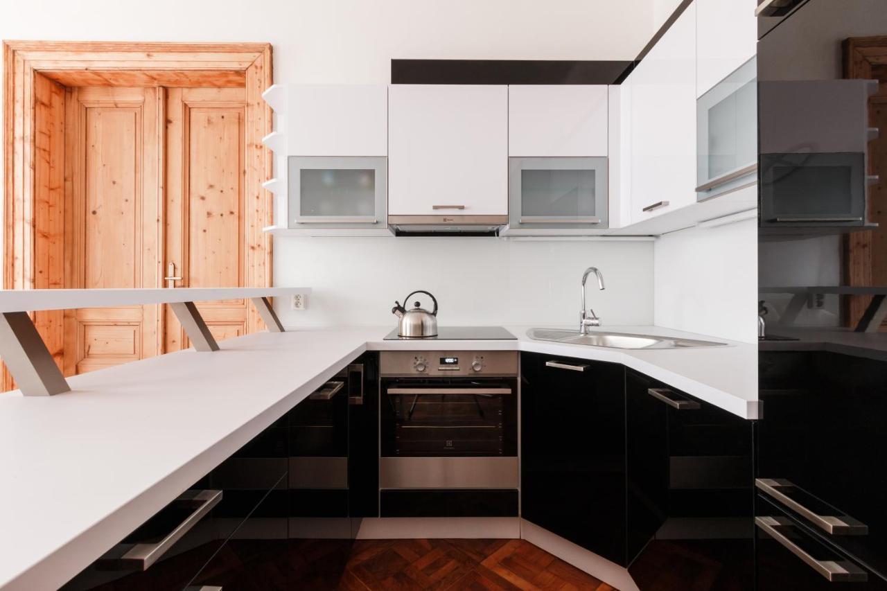Prague Days - Stylish New Town Apartments المظهر الخارجي الصورة