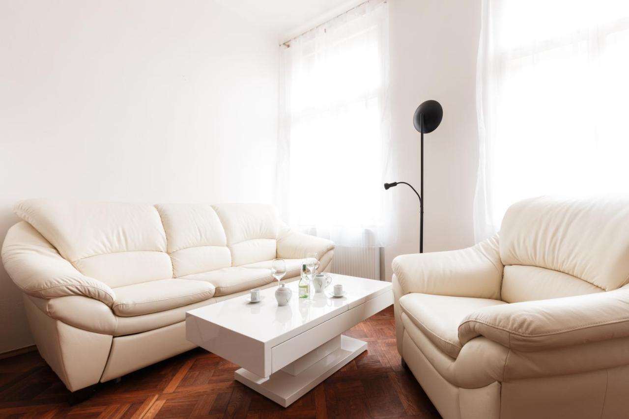 Prague Days - Stylish New Town Apartments المظهر الخارجي الصورة